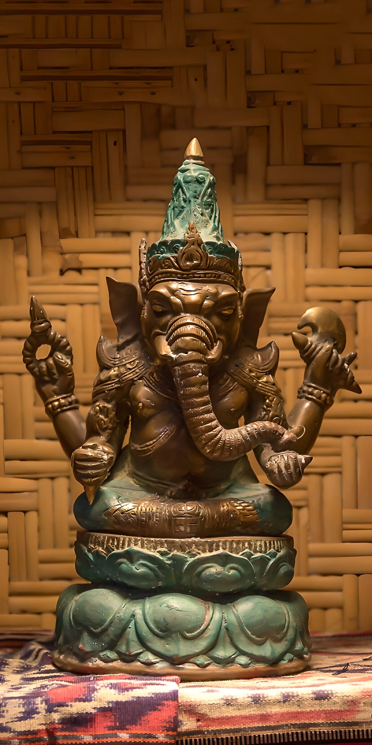 Ganesha in Bronze und Türkis