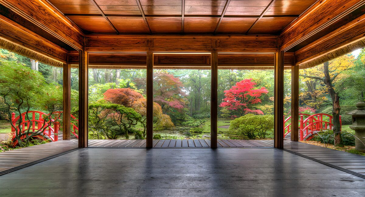 Herbstgarten vom Holzpavillon aus