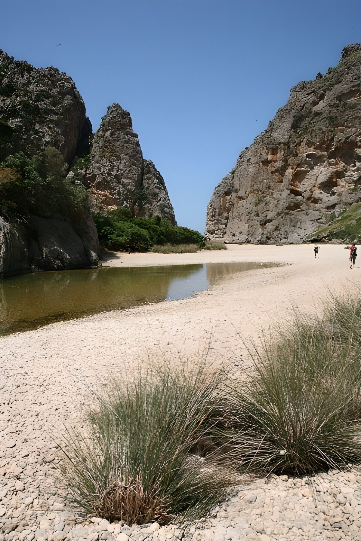 Sandige Schlucht im Sonnenlicht