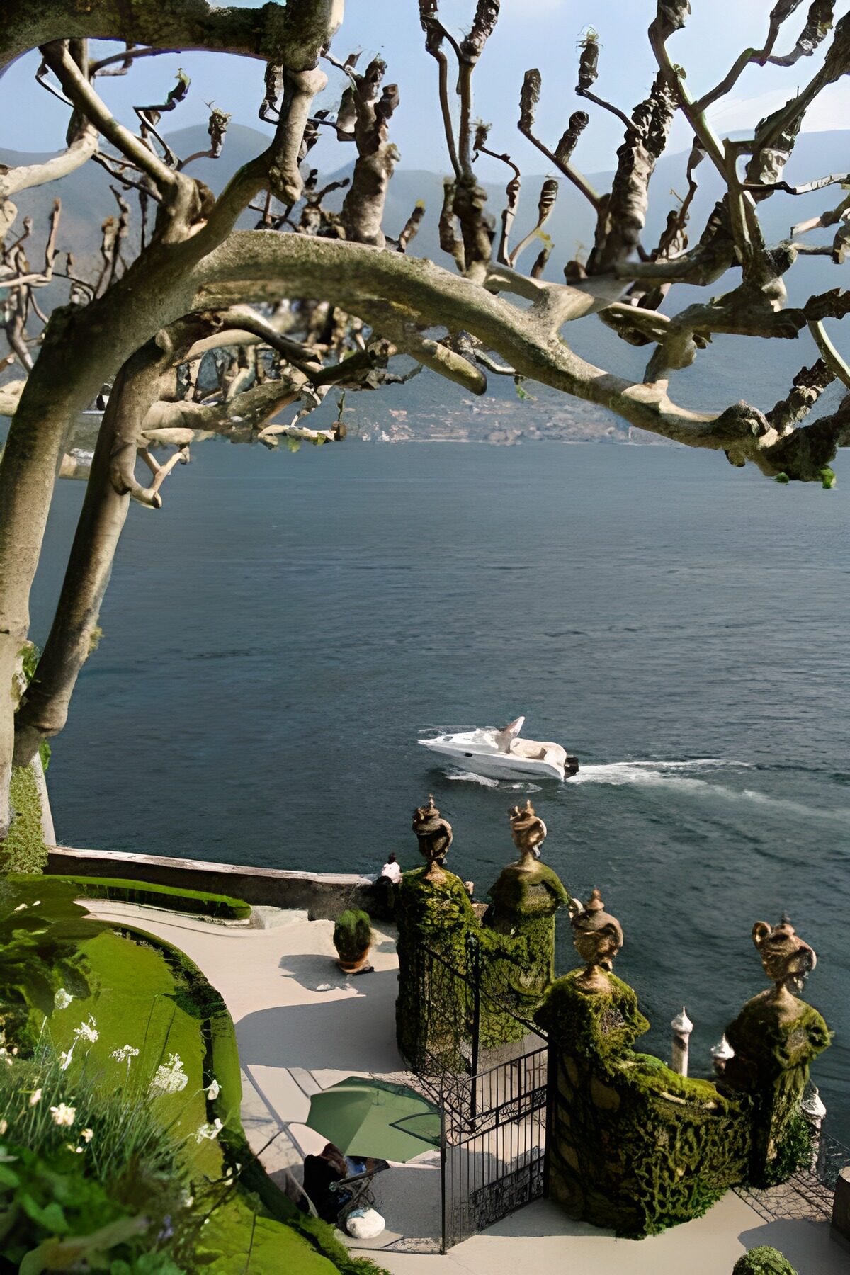 Terrassengarten mit Blick aufs Wasser