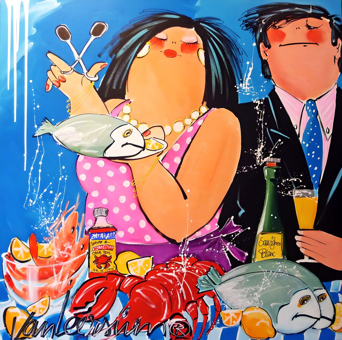 Paar mit Fisch und Wein vor leuchtendem Blau